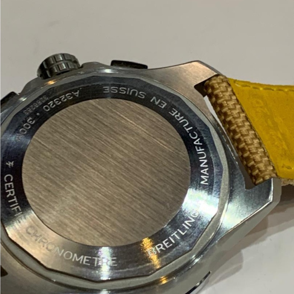 Chronograph Watch - image 3